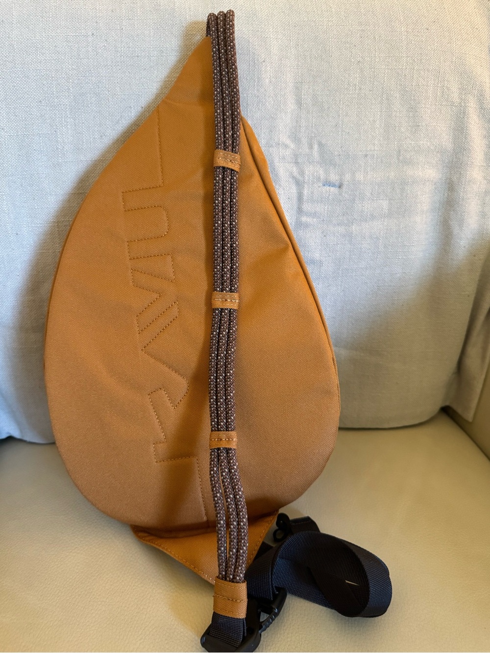 Kavu Mini golden rope Sling Pack - Picture 2 of 3